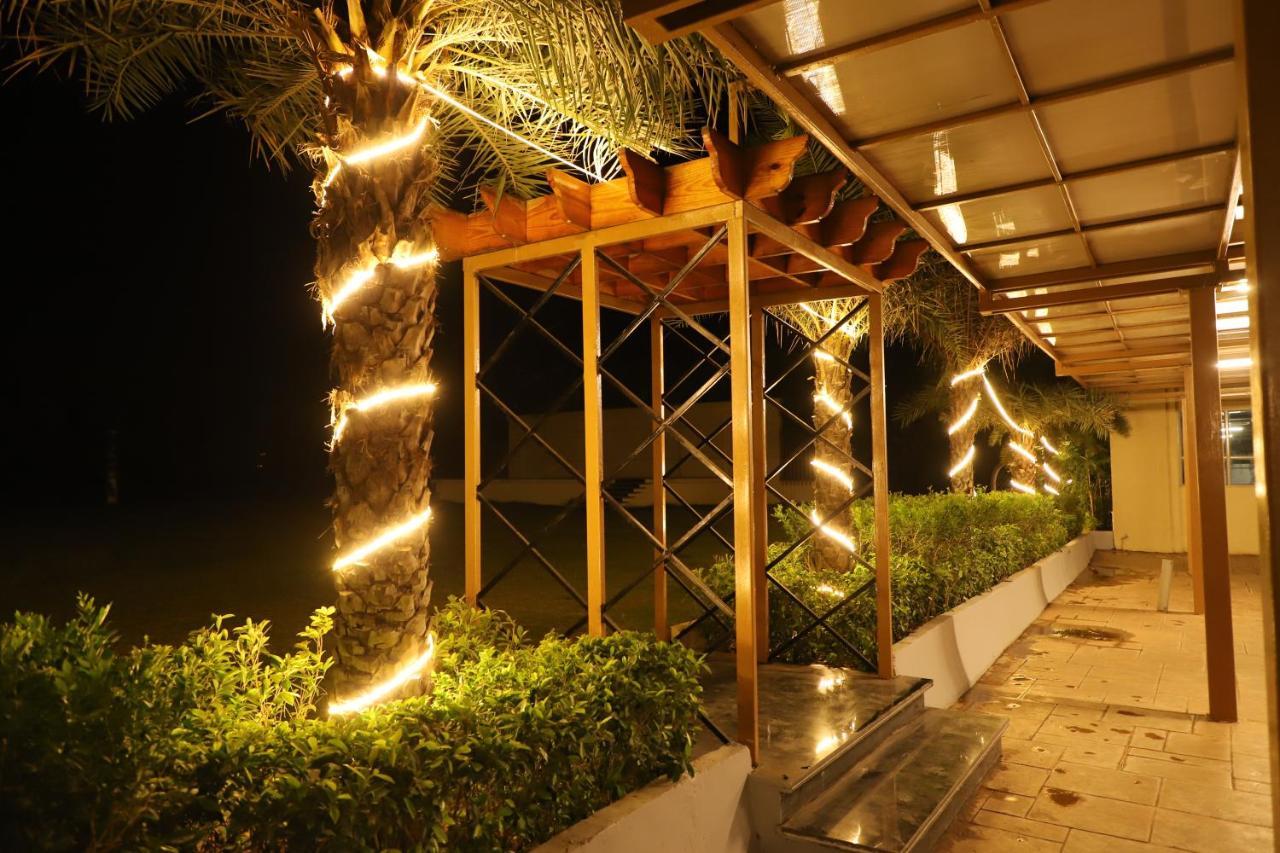 Hotel The Orange Flag, Phulambri Ganori Exterior foto